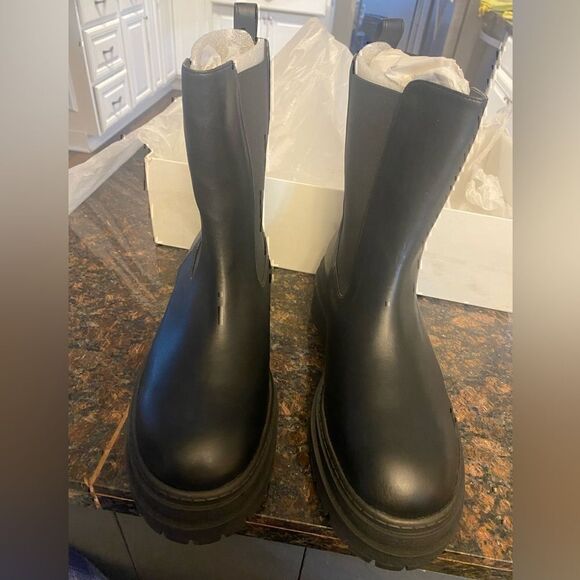 New in Box Good American Pull on Combat Chelsea Boots Size 11 - Picture 6 of 13
